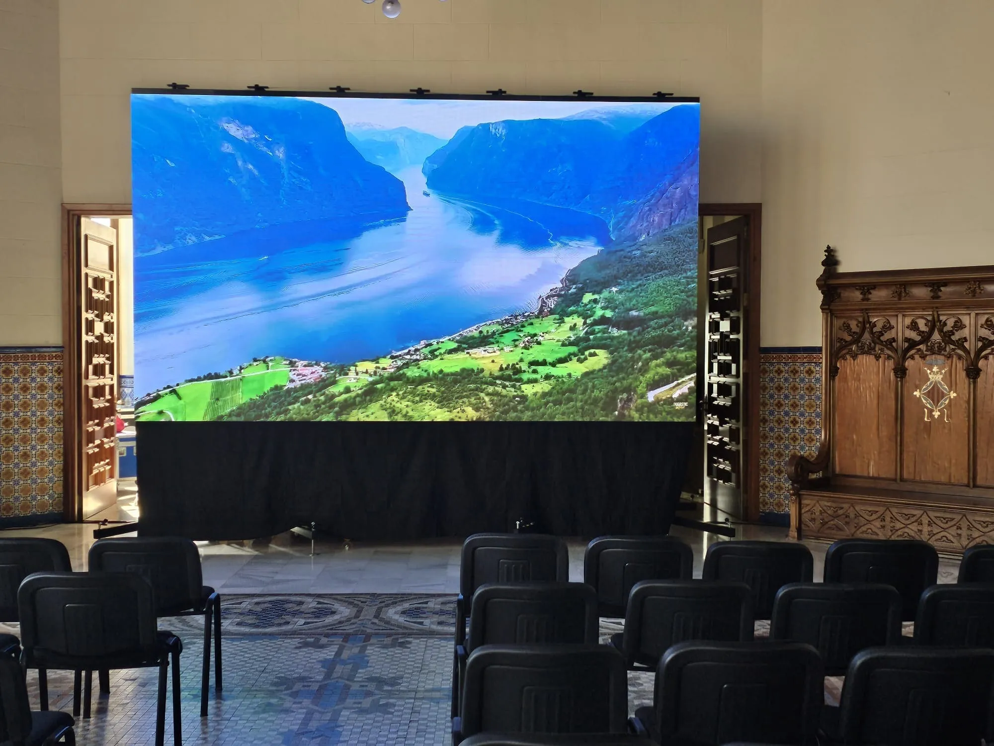 Pantalla Led Gigante Palacio Exposicion Valencia